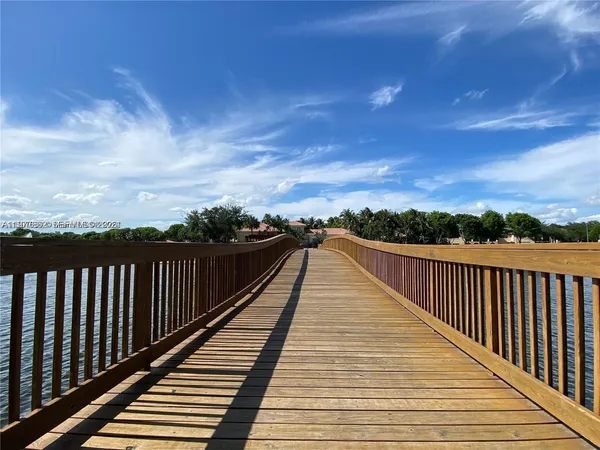 a view of a terrace with sky view