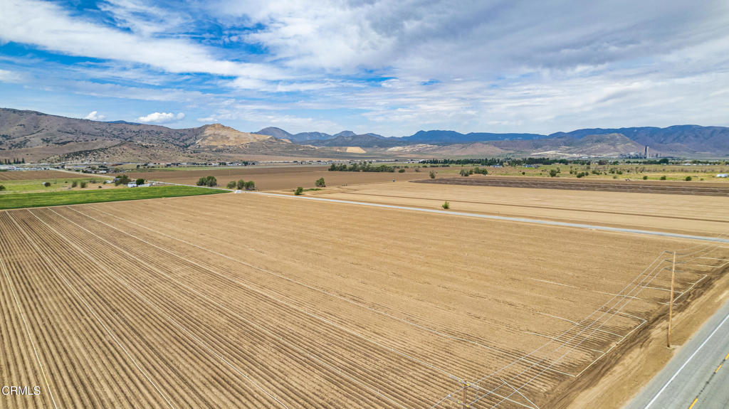 0 Highline Tehachapi, CA 93561 - Photo 1 of 14 a view of an outdoor space and ocean view