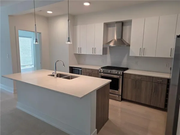 $3,195 | 775 Juniper Street Northeast, Unit 321, Atlanta, GA 30308