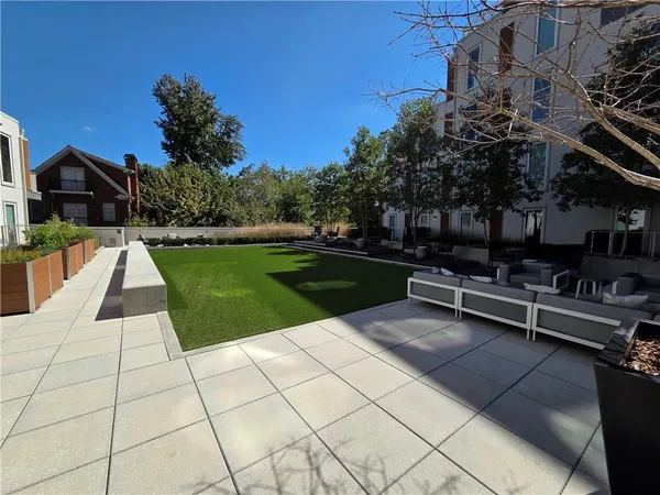 $3,195 | 775 Juniper Street Northeast, Unit 321, Atlanta, GA 30308