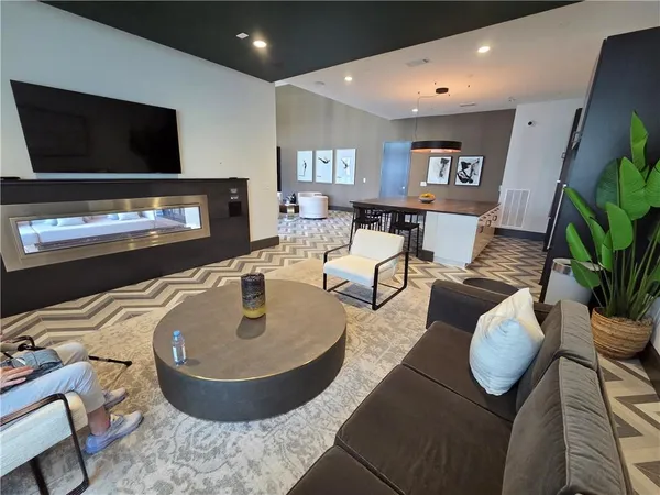 $3,195 | 775 Juniper Street Northeast, Unit 321, Atlanta, GA 30308