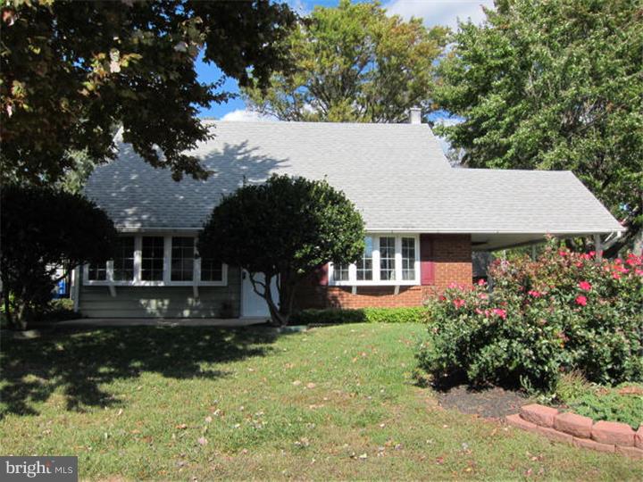 2834 Neptune Road Philadelphia, PA 19154 - Photo 1 of 25 Exterior Front