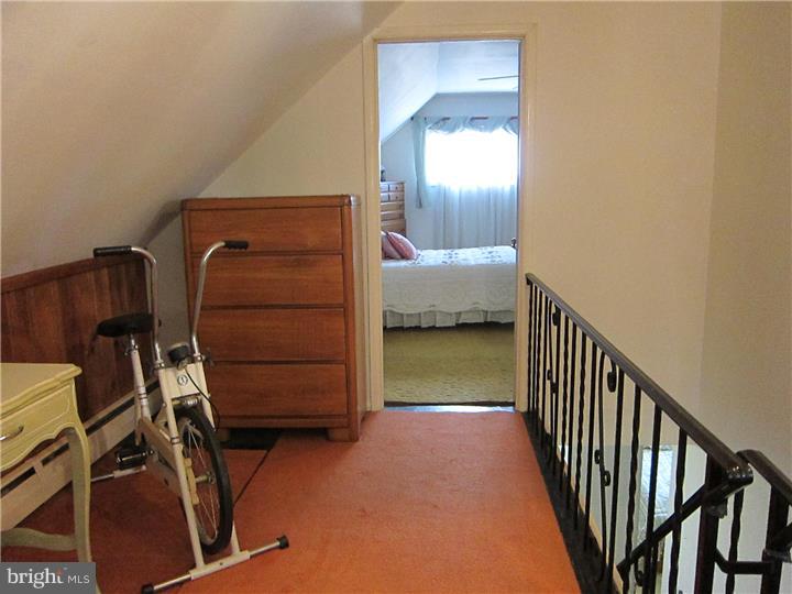 2834 Neptune Road Philadelphia, PA 19154 - Photo 20 of 25 Bonus Room