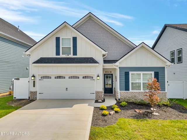 $549,900 | 1212 Ft Craig Trail, Maryville, TN 37803