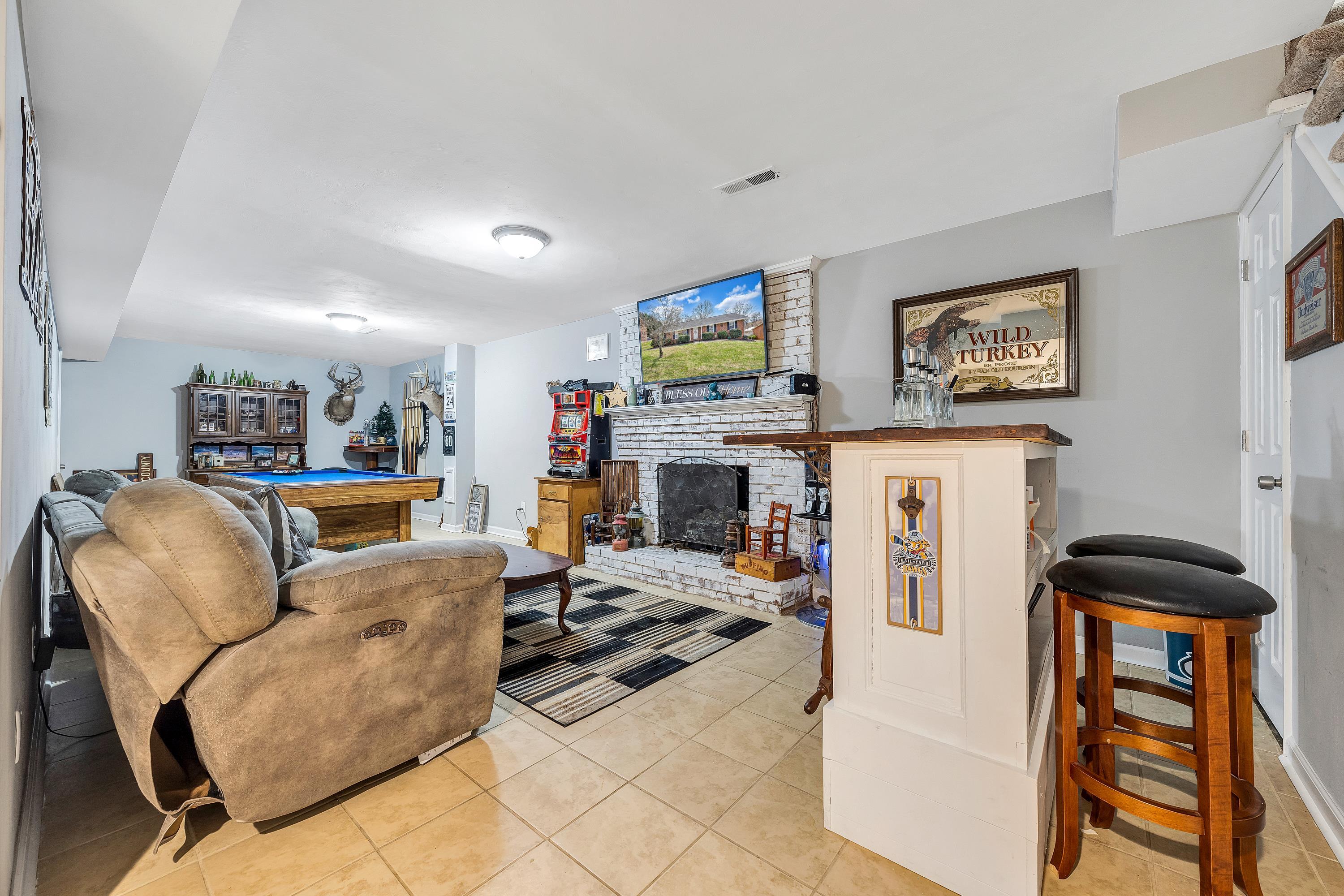 6710 Trevilian Road Roanoke, VA 24019 - Photo 19 of 38 trev19