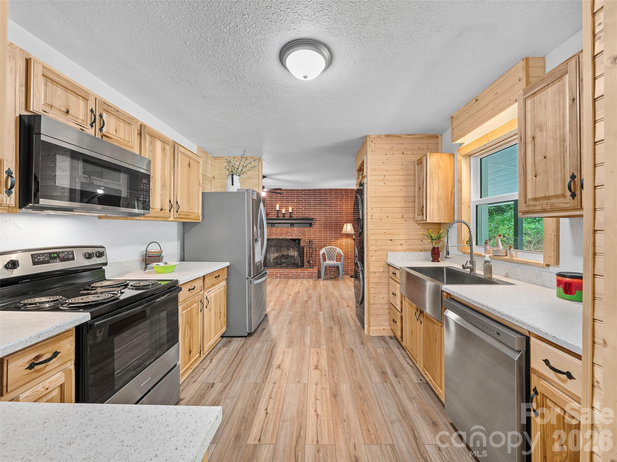 101 Sam Robertson Road Burnsville, NC 28714 - Photo 9 of 40 Gallery Image 9