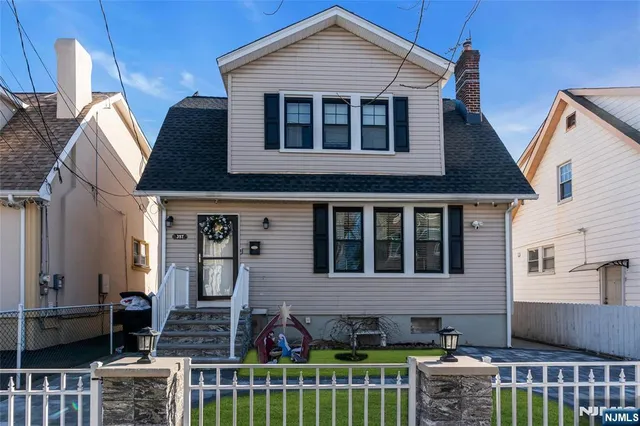 $475,000 | 357 North 11th Street, Newark, NJ 07107
