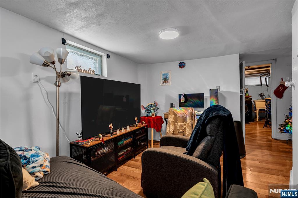 357 North 11th Street Newark, NJ 07107 - Photo 21 of 37