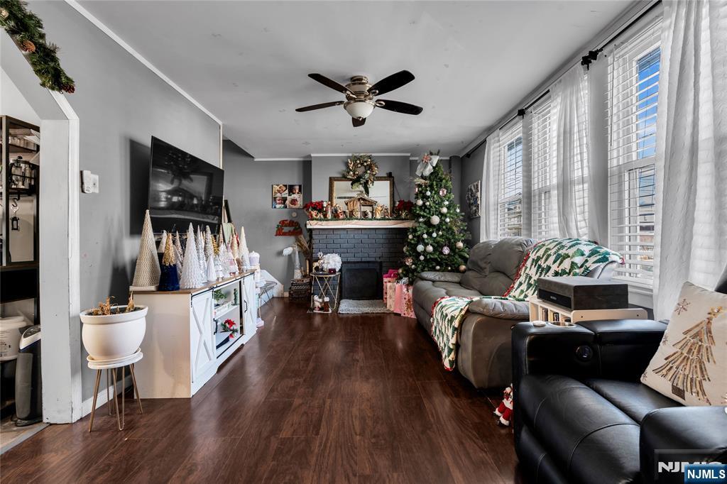 357 North 11th Street Newark, NJ 07107 - Photo 4 of 37