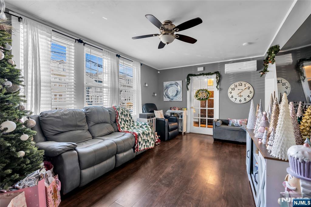 357 North 11th Street Newark, NJ 07107 - Photo 6 of 37