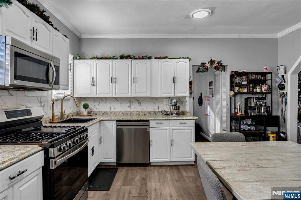 357 North 11th Street Newark, NJ 07107 - Photo 9 of 37