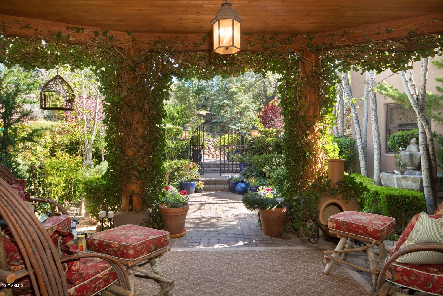 30 Pinnacle Road Prescott, AZ 86305 - Photo 5 of 27 5 - Courtyard Entry - 30 Pinnacle