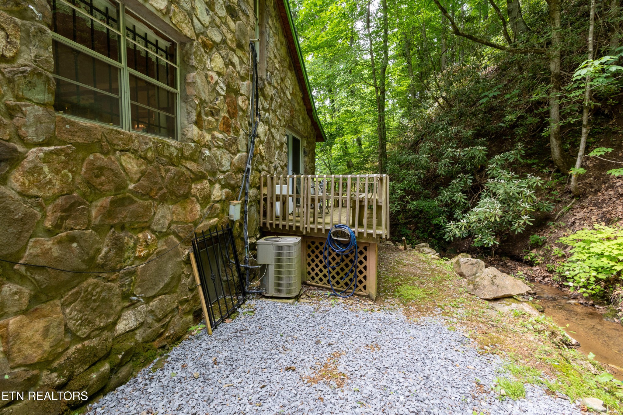 607 Rush Branch Road Pigeon Forge, TN 37863 - Photo 12 of 20