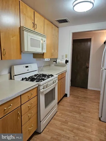 $1,800 | 309 Florence Avenue, Unit 627N, Jenkintown, PA 19046