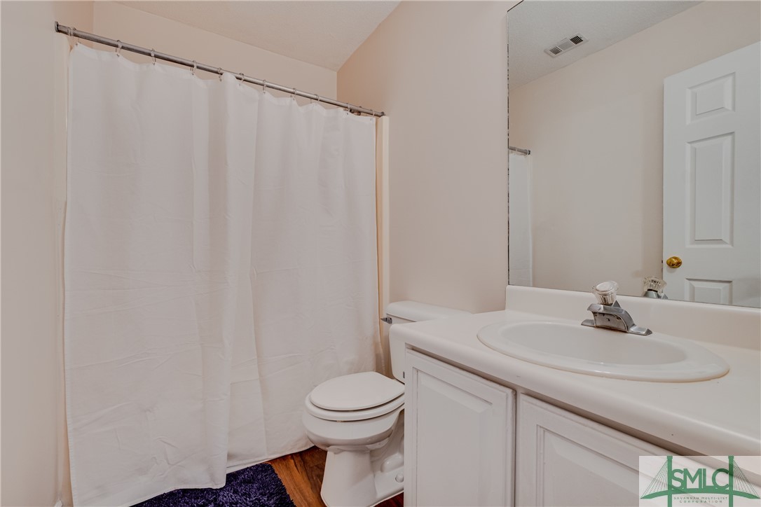 211 Edgewater Road, Unit 48 Savannah, GA 31406 - Photo 11 of 15 First Bathroom