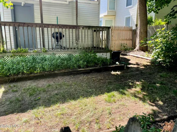 $2,000 | 200 Beekman Street, Saratoga Springs, NY 12866