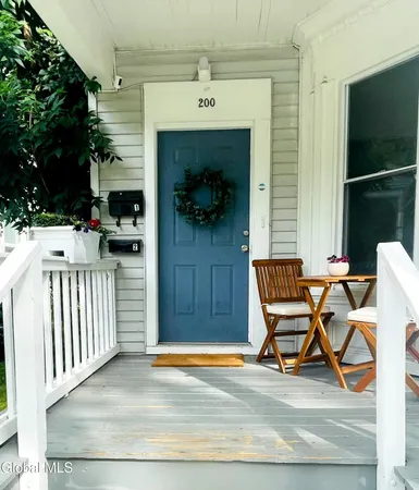 $2,000 | 200 Beekman Street, Saratoga Springs, NY 12866