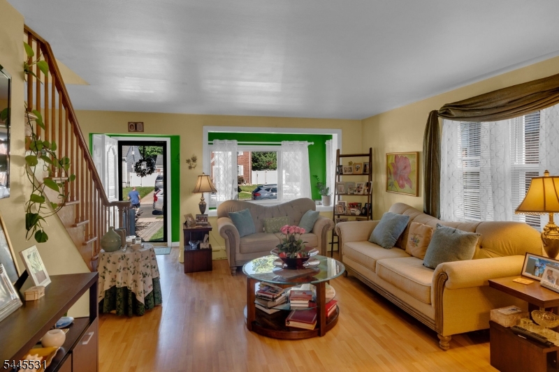 641 Palisade Road Union, NJ 07083 - Photo 6 of 28