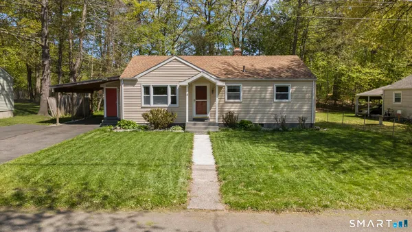 $324,000 | 4 Mayfair Road, Bloomfield, CT 06002