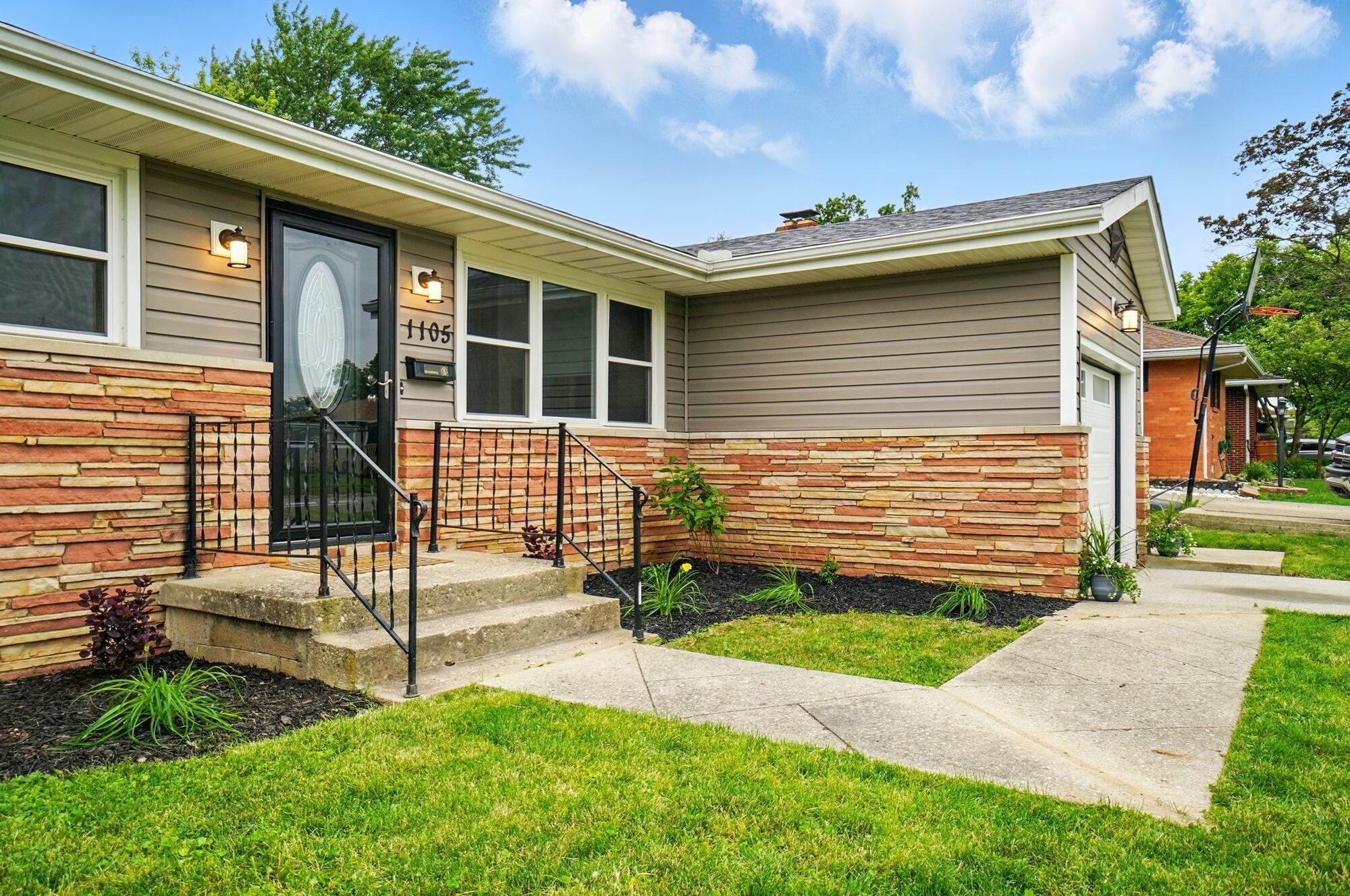 1105 Fordham Road Columbus, OH 43224 - Photo 2 of 52 Exterior Front