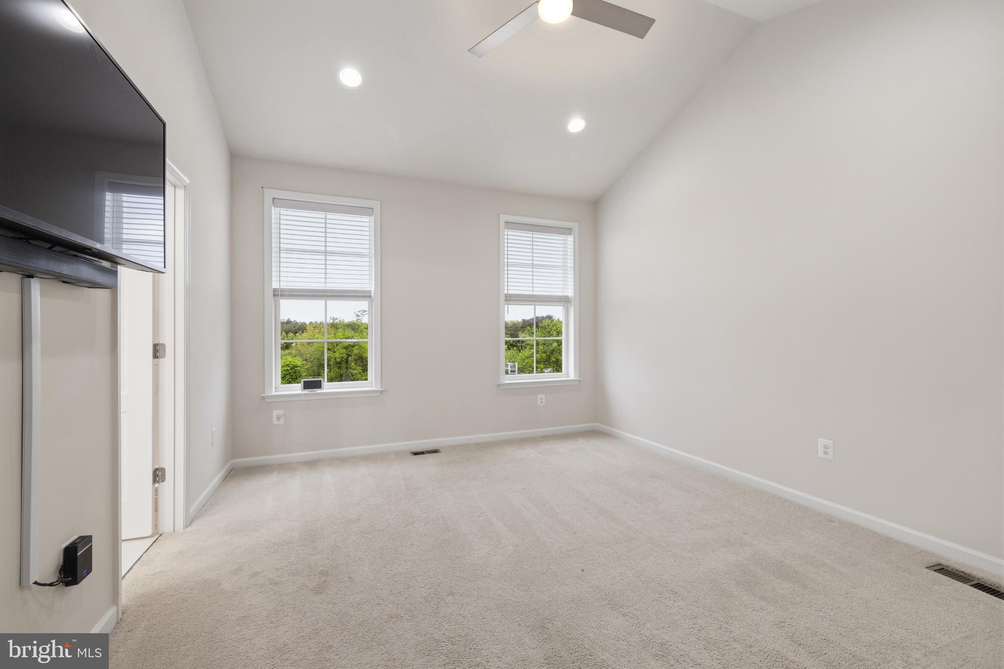 1076 Overlook Loop Laurel, MD 20707 - Photo 22 of 34