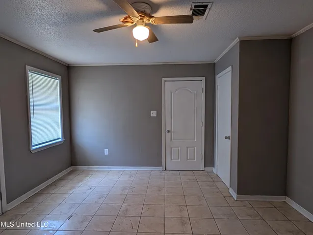 $1,150 | 112 Missouri Street, Gulfport, MS 39501