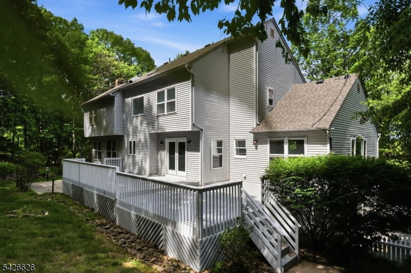 20 Indian Run Road Long Valley, NJ 07853 - Photo 46 of 50