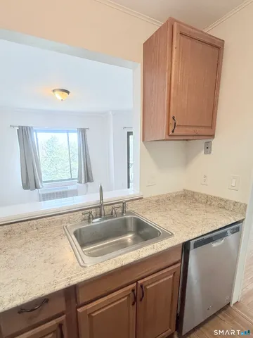 $167,000 | 175 Mill Pond Road, Unit 106, Hamden, CT 06514