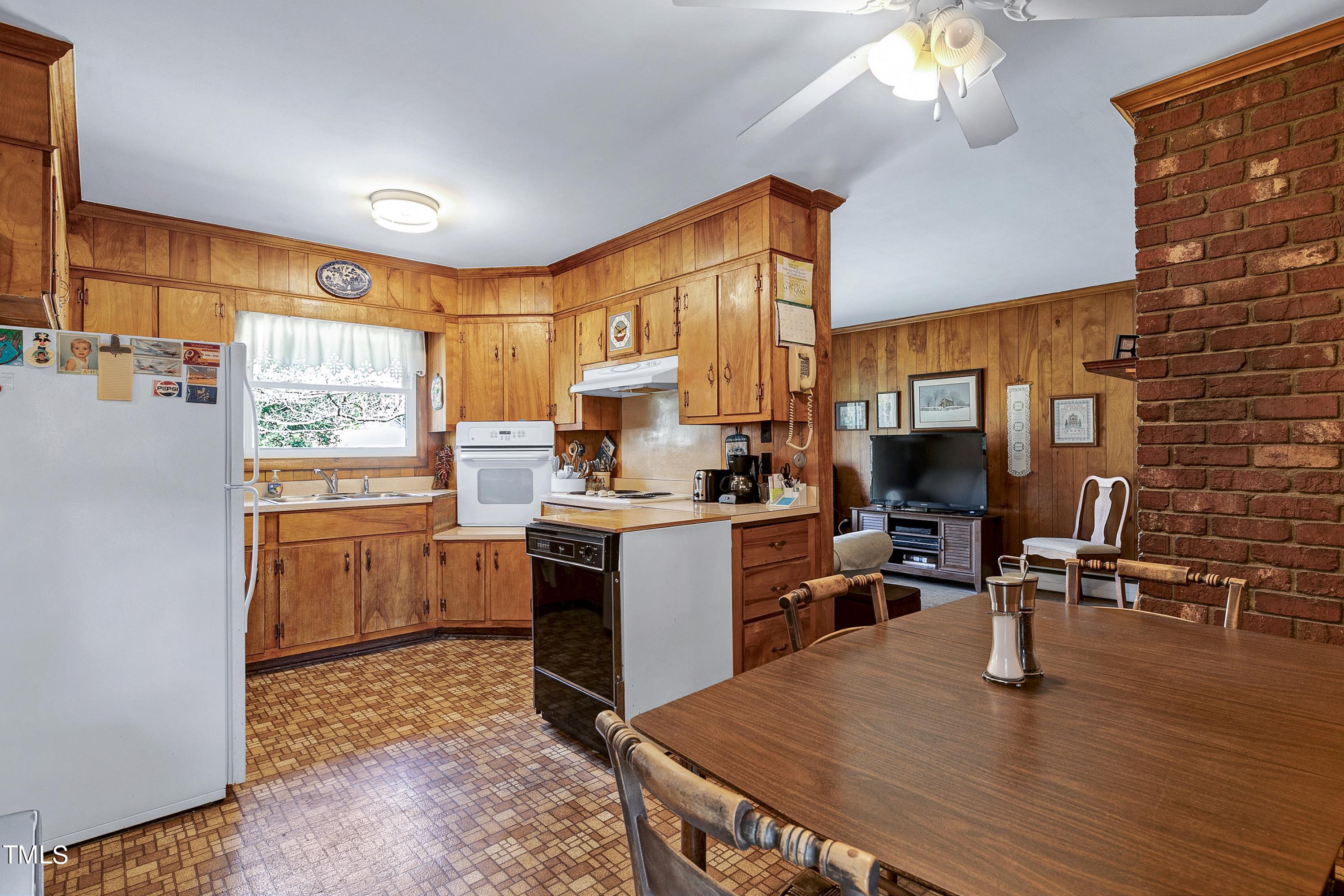5101 Town And Country Road Raleigh, NC 27612 - Photo 19 of 41 259A6489-3000