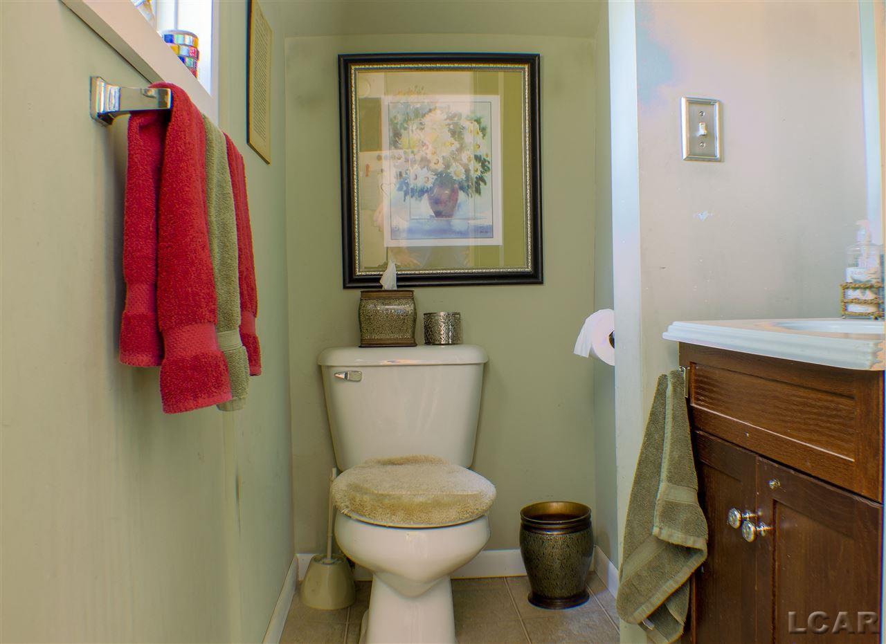 519 Grove Street Hudson, MI 49247 - Photo 12 of 24