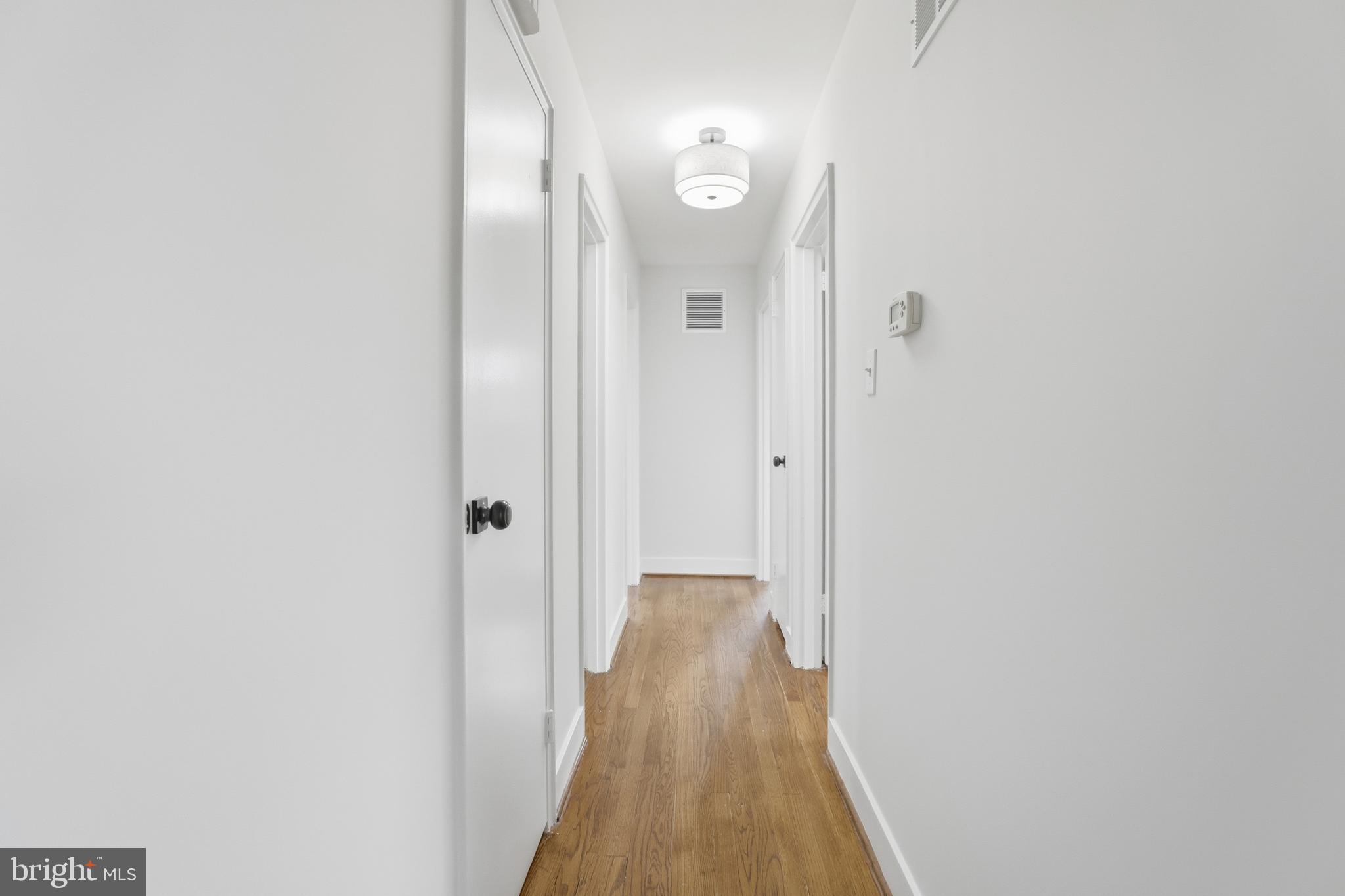 11901 Rocking Horse Road Rockville, MD 20852 - Photo 19 of 49 Gallery Image 19