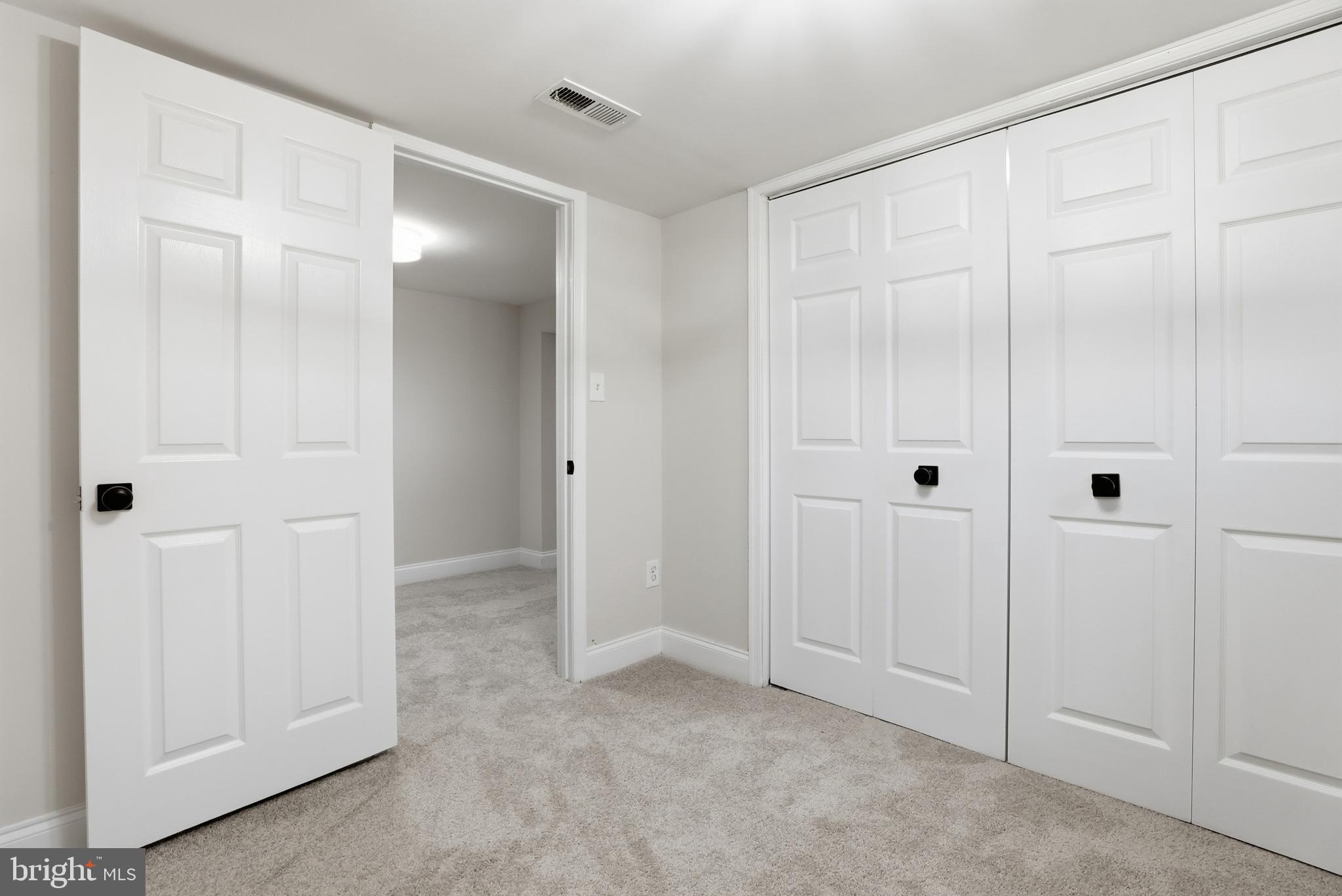 11901 Rocking Horse Road Rockville, MD 20852 - Photo 40 of 49 Gallery Image 40