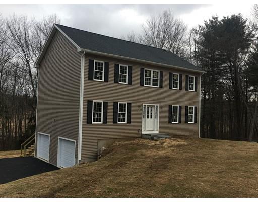 3 Fiskdale Road Brookfield, MA 01506 - Photo 1 of 29 Gallery Image 1