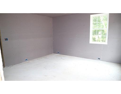 3 Fiskdale Road Brookfield, MA 01506 - Photo 13 of 29 Gallery Image 13