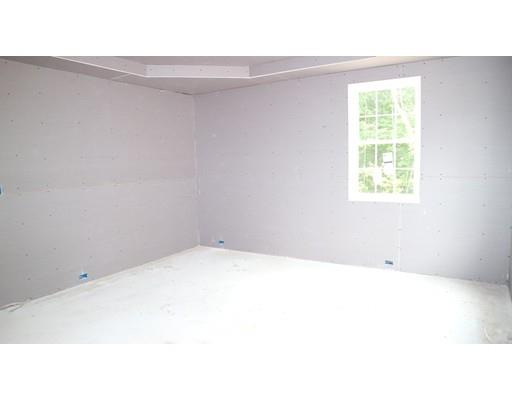 3 Fiskdale Road Brookfield, MA 01506 - Photo 15 of 29 Gallery Image 15