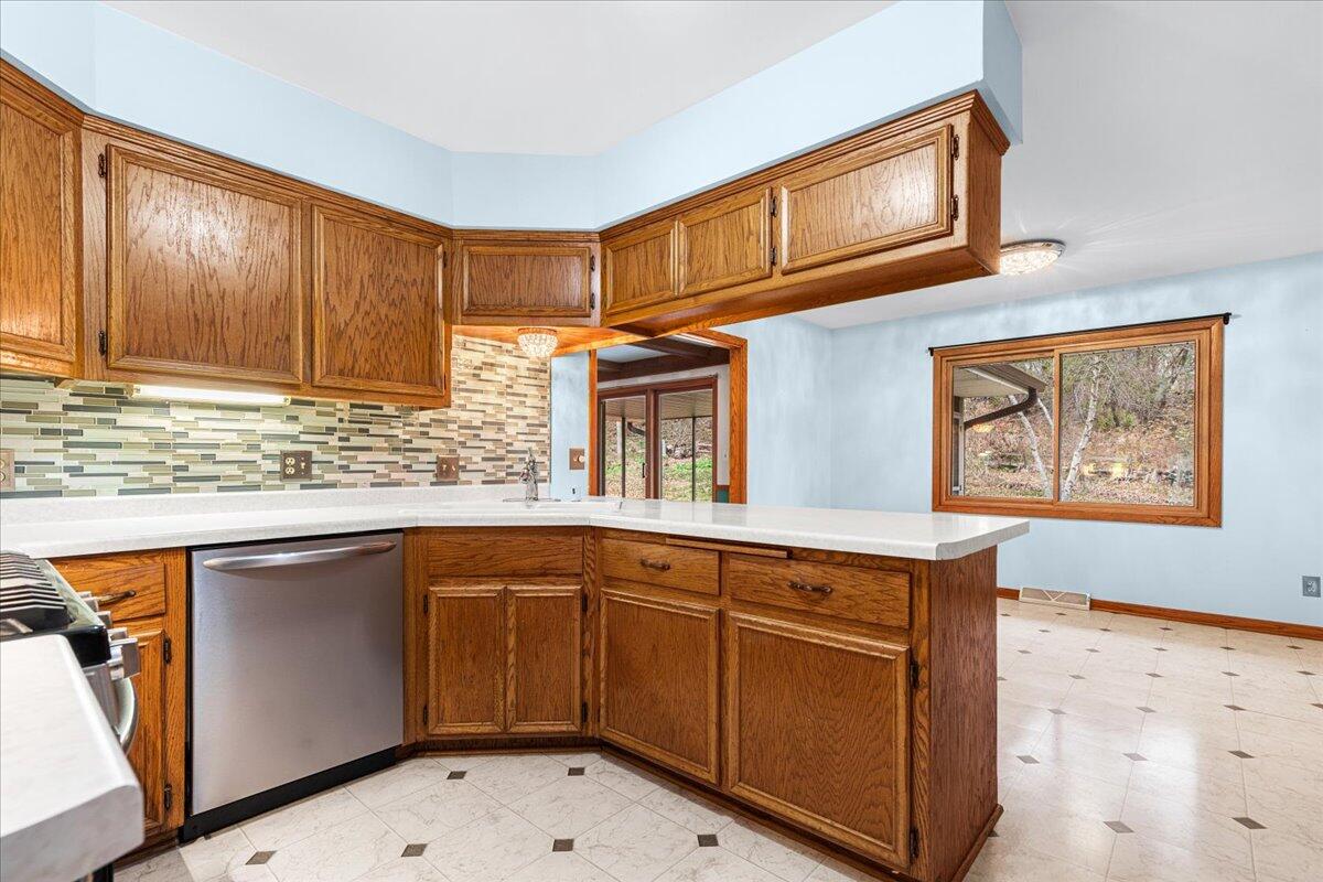 7525 North Redwood Road Glendale, WI 53209 - Photo 10 of 29 Convenient Kitchen Space