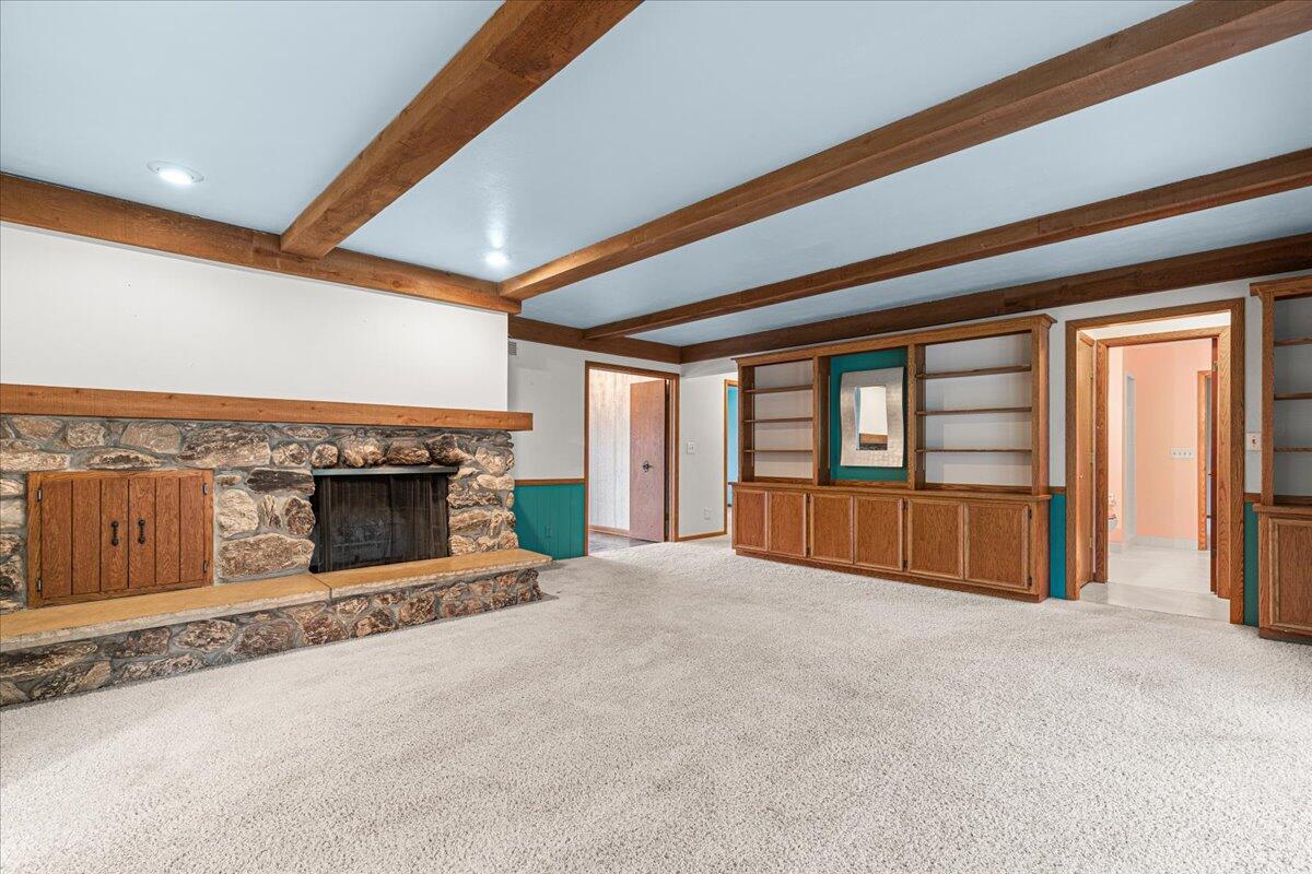 7525 North Redwood Road Glendale, WI 53209 - Photo 21 of 29 Sure To Be Your Favorite Room