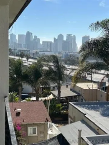 $3,150 | 811 West Nutmeg Street, Unit 306, San Diego, CA 92103