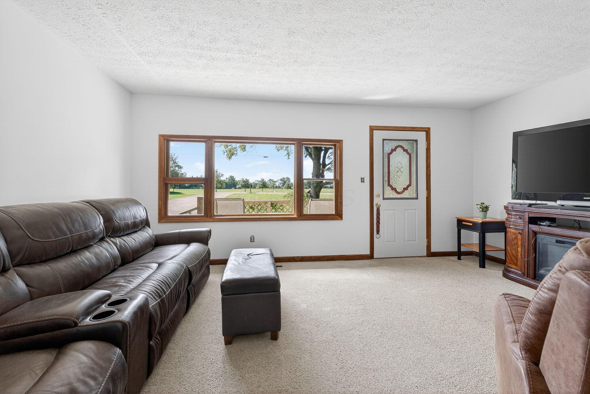 8960 Mills Road Ostrander, OH 43061 - Photo 7 of 26