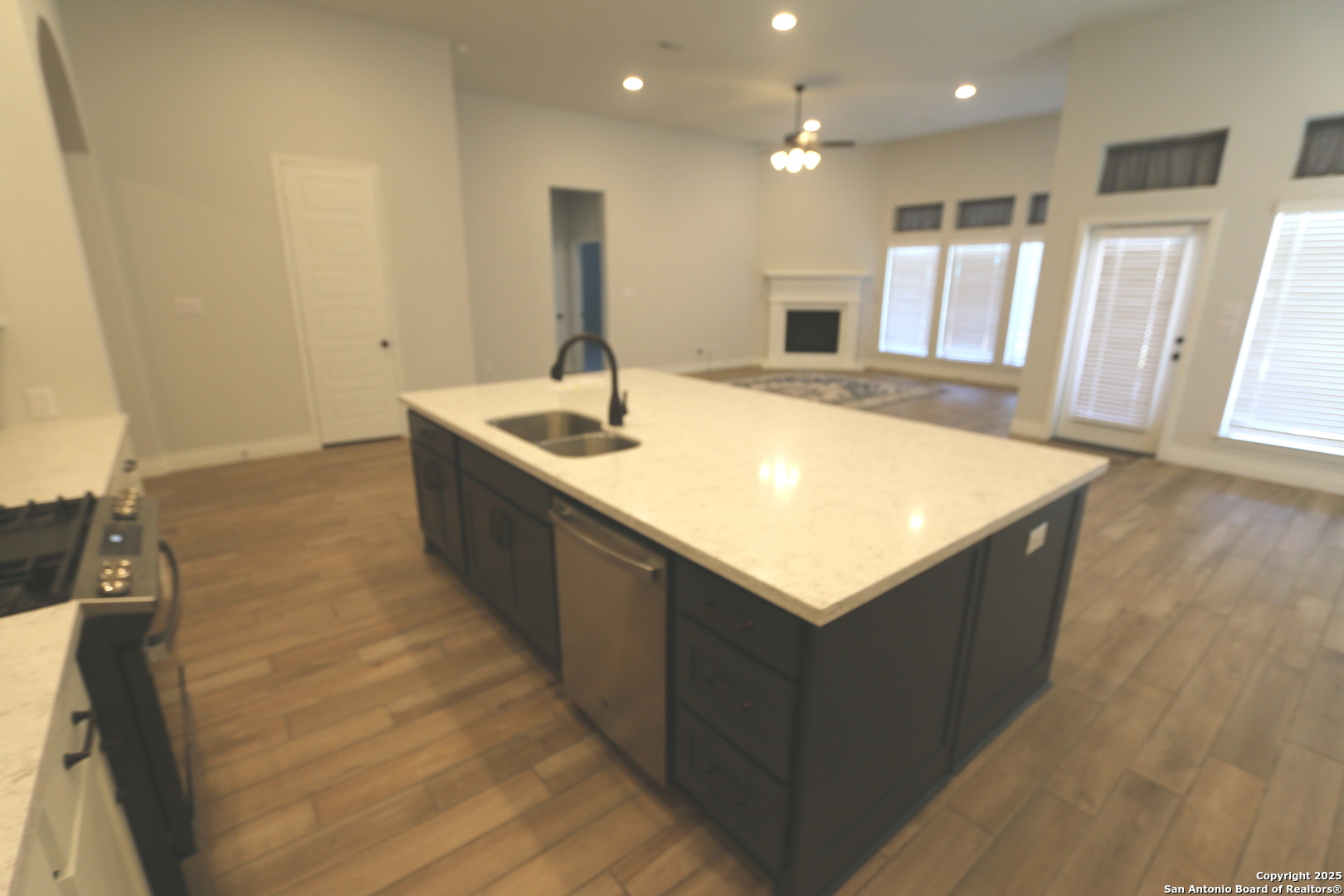 2965 Grove Way Seguin, TX 78155 - Photo 12 of 60