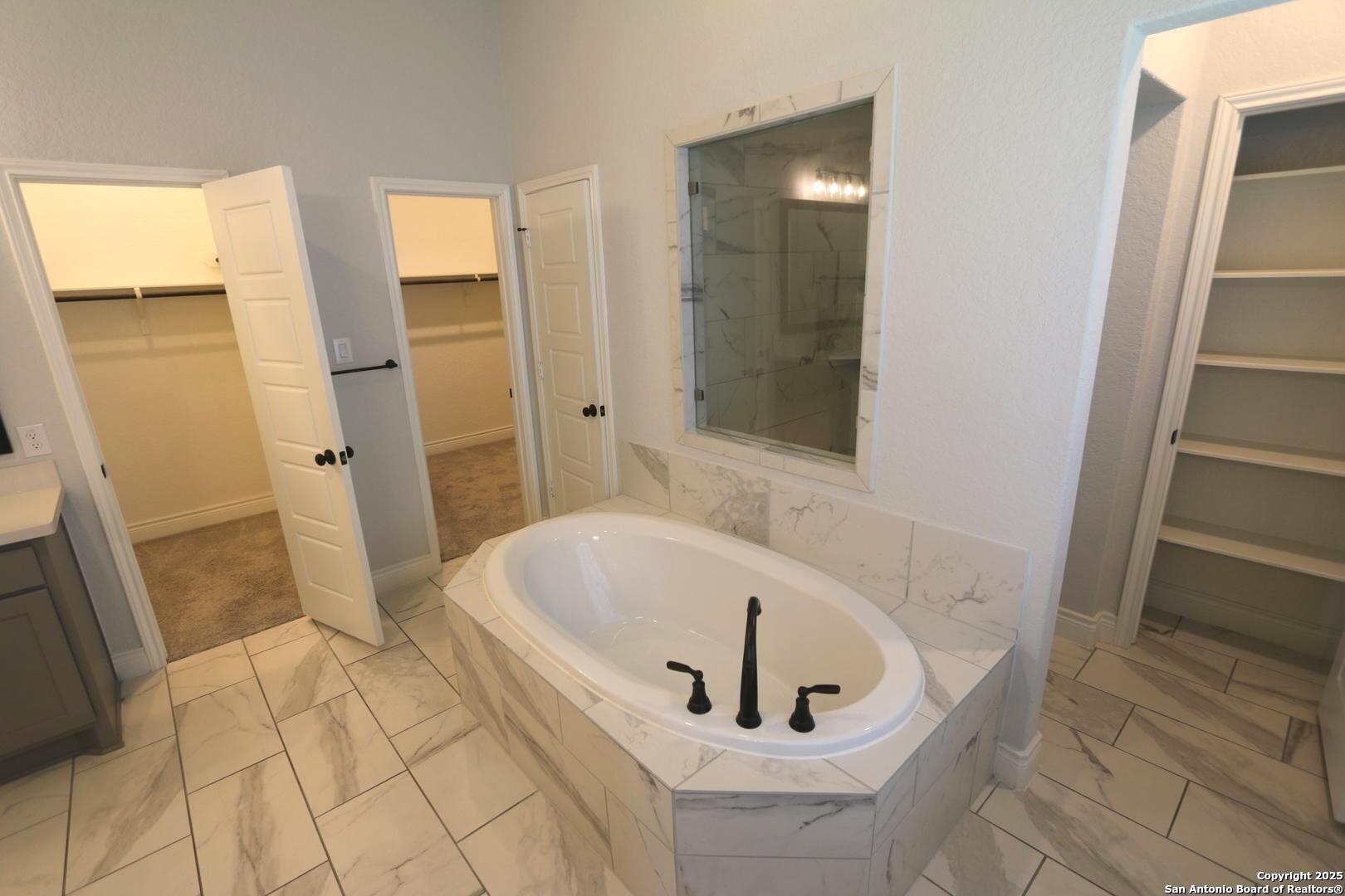 2965 Grove Way Seguin, TX 78155 - Photo 23 of 60