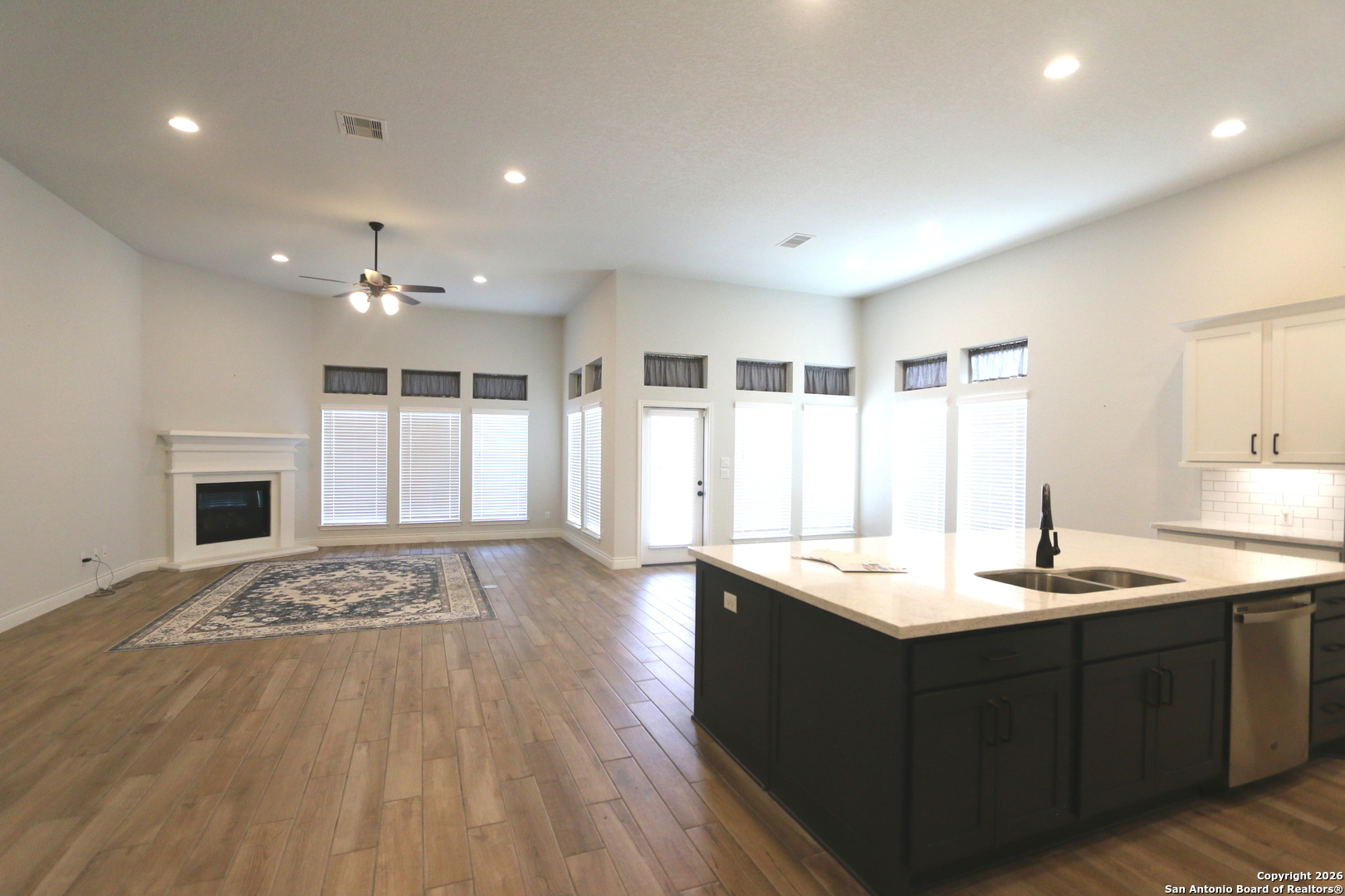 2965 Grove Way Seguin, TX 78155 - Photo 3 of 60