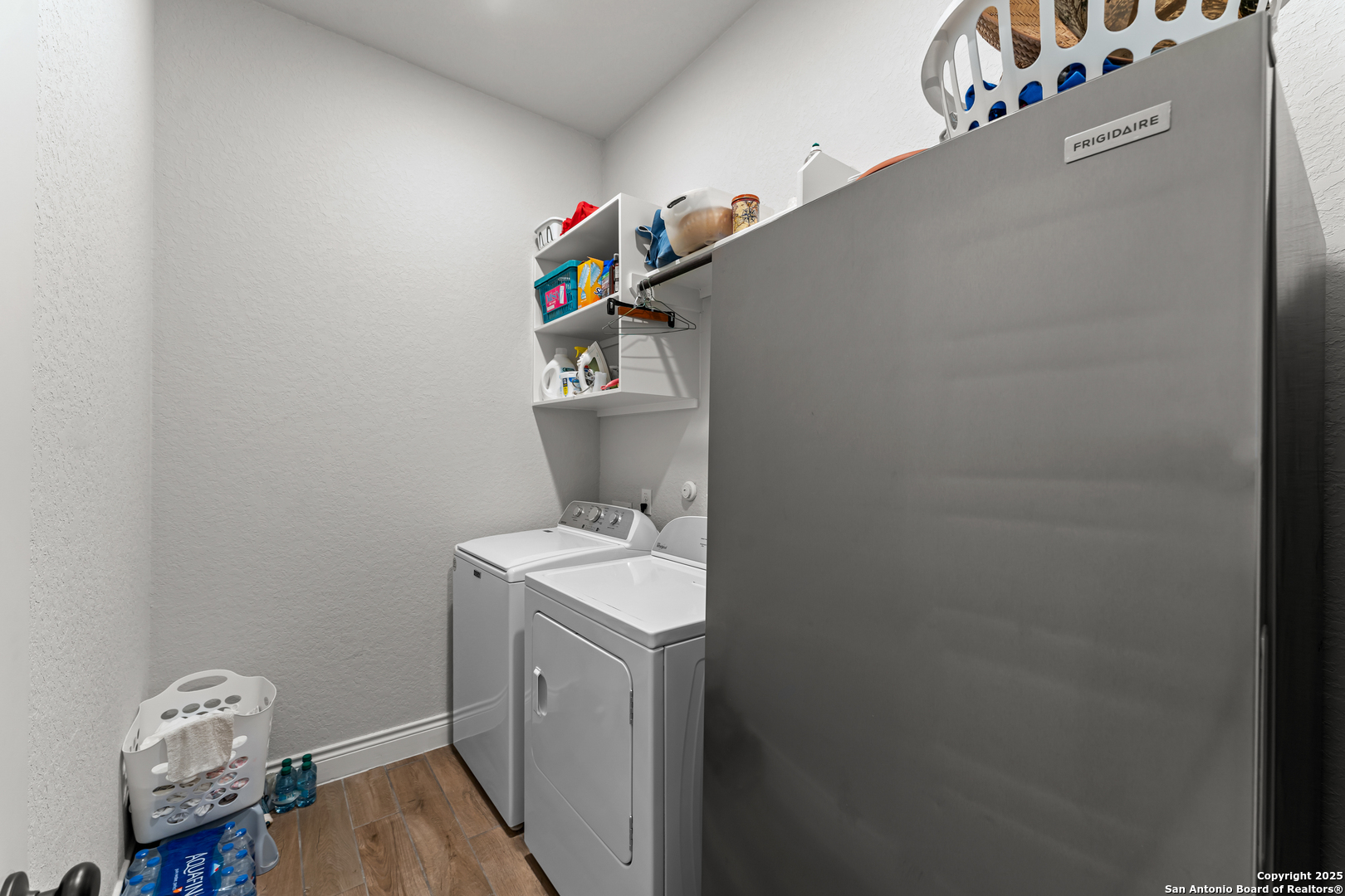 2965 Grove Way Seguin, TX 78155 - Photo 46 of 60 a utility room with dryer and washer
