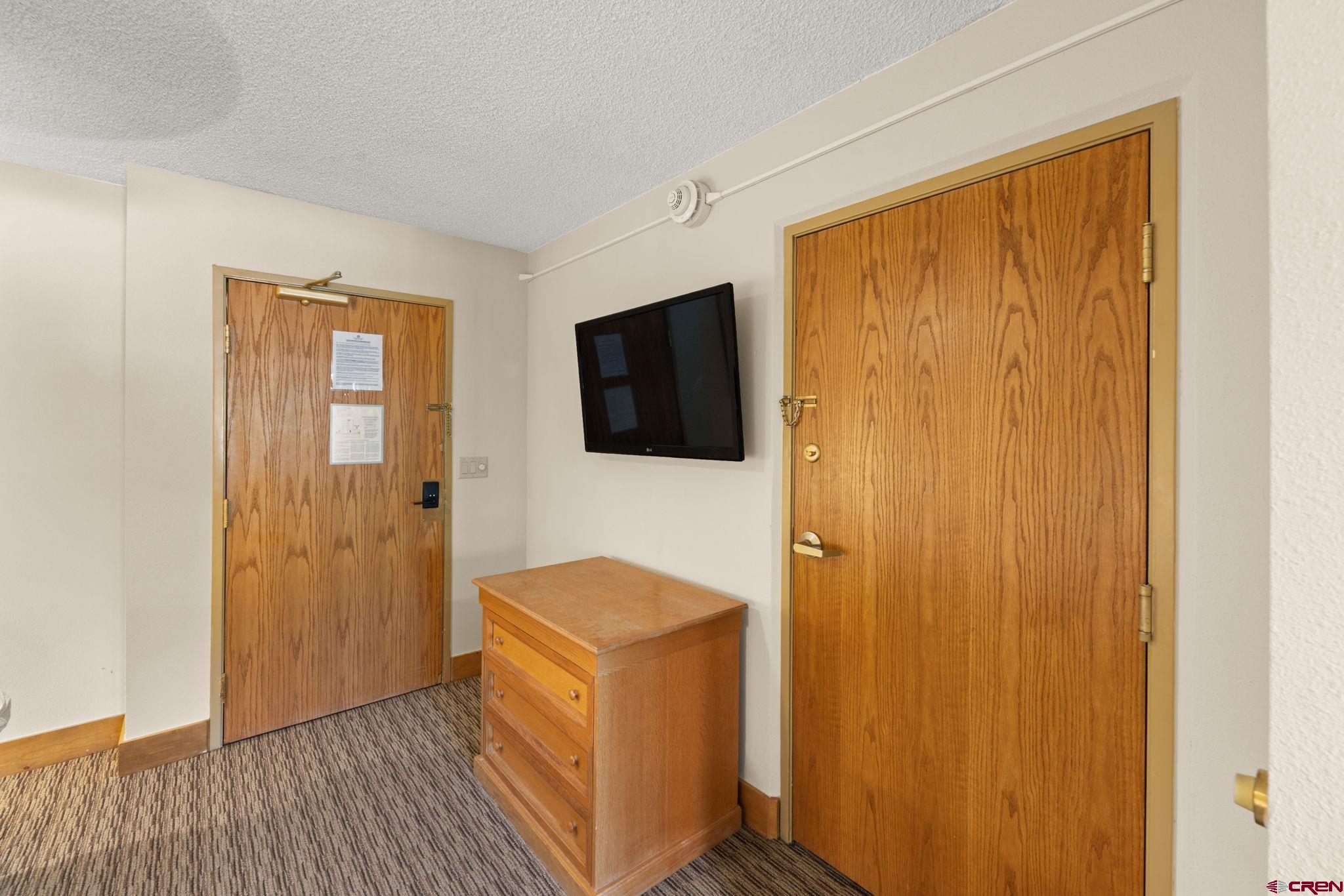 6 Emmons Road, Unit 452 & 454 Crested Butte, CO 81225 - Photo 10 of 38