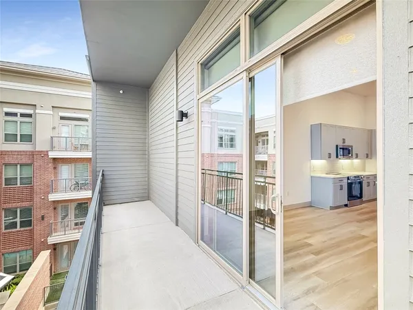 $1,870 | 170 Malone Street, Unit 3302, Houston, TX 77007