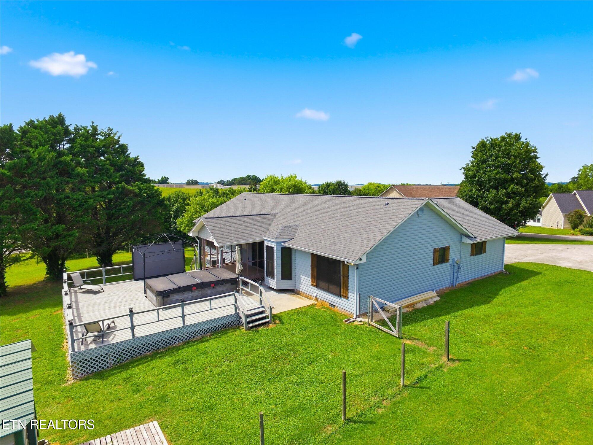 217 South Rolling Ridge Lane South Vonore, TN 37885 - Photo 33 of 35 33-217-Rolling-Ridge-LN-S-33