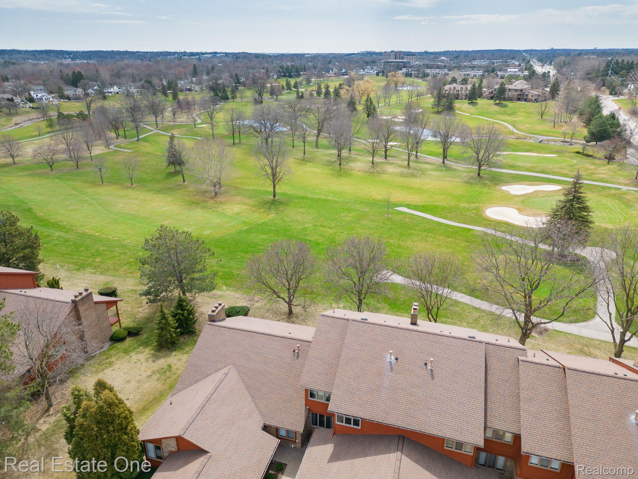 888 GreenView Court Rochester, MI 48307 - Photo 29 of 29 Gallery Image 29