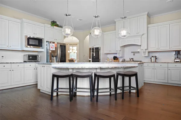 $845,000 | 20120 West Hachita Circle, Spring, TX 77379