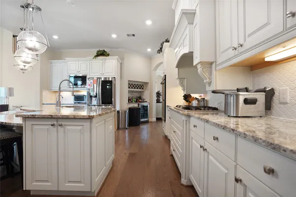 $845,000 | 20120 West Hachita Circle, Spring, TX 77379