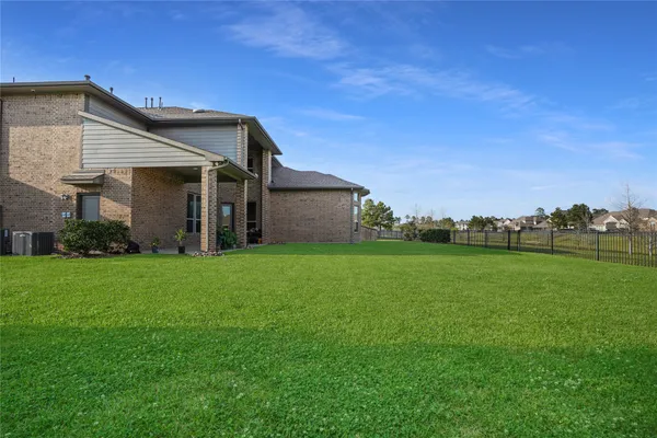 $845,000 | 20120 West Hachita Circle, Spring, TX 77379